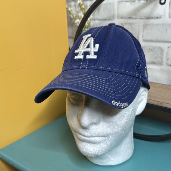 New Era LA Dodgers Baseball Hat, Embroidered and Fitted S/M - Picture 3 of 7